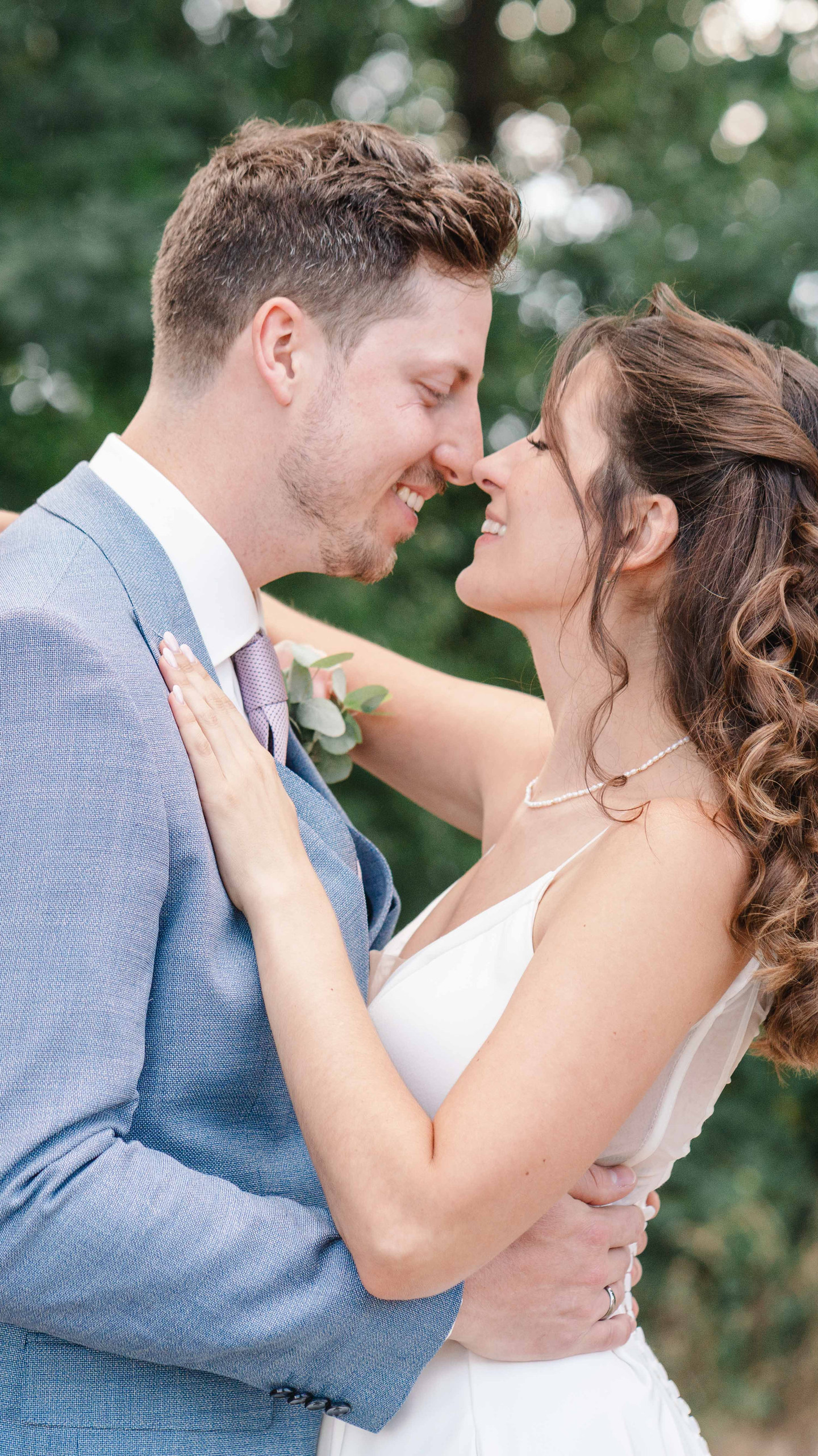 Lucas und Georgia an ihrem Hochzeitstag